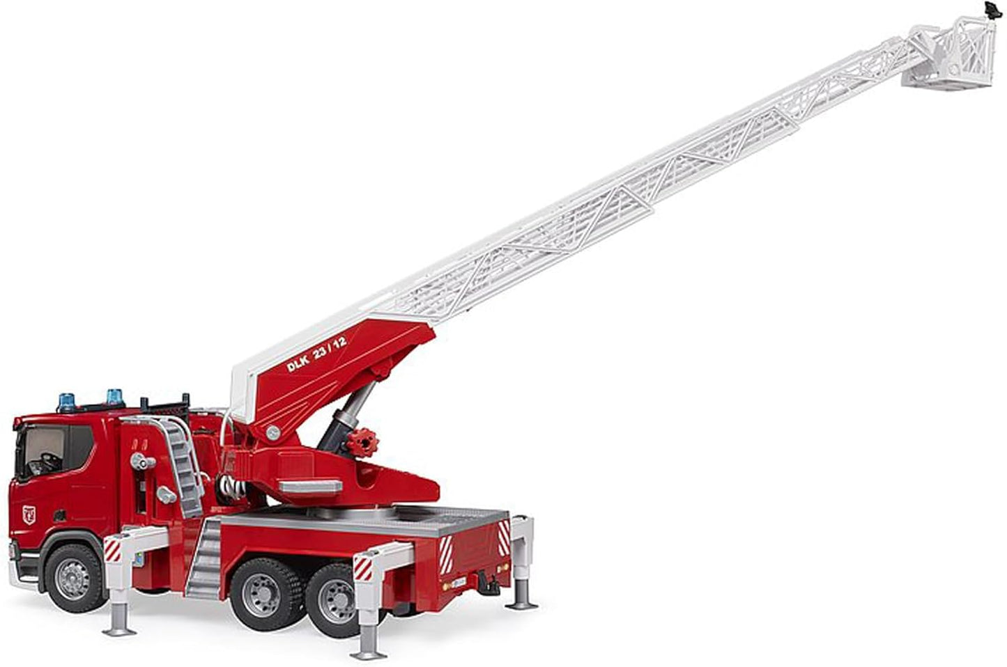 bruder 03591 – Scania Super 560R Feuerwehrfahrzeug mit Drehleiter Maßstab 1:16 | Mit Wasserpumpe, Light & Sound Modul