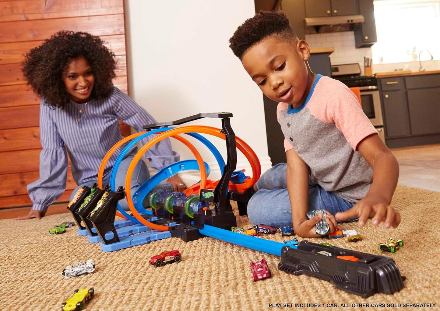 Hot Wheels – Autorennbahn Korkenzieher mit 3 Loopings (FTB65)
