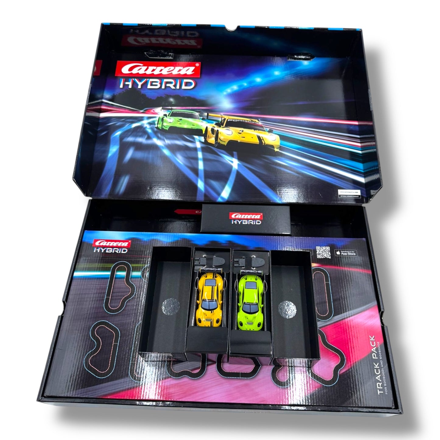 Carrera HYBRID – Speedway to Hell | Rennbahn der neuen Generation | Legendärer Porsche 911 GT3 R im Maßstab 1:50 | Hybrid - Technologie mit KI - Unterstützung | Steuerung per Smartphone - App