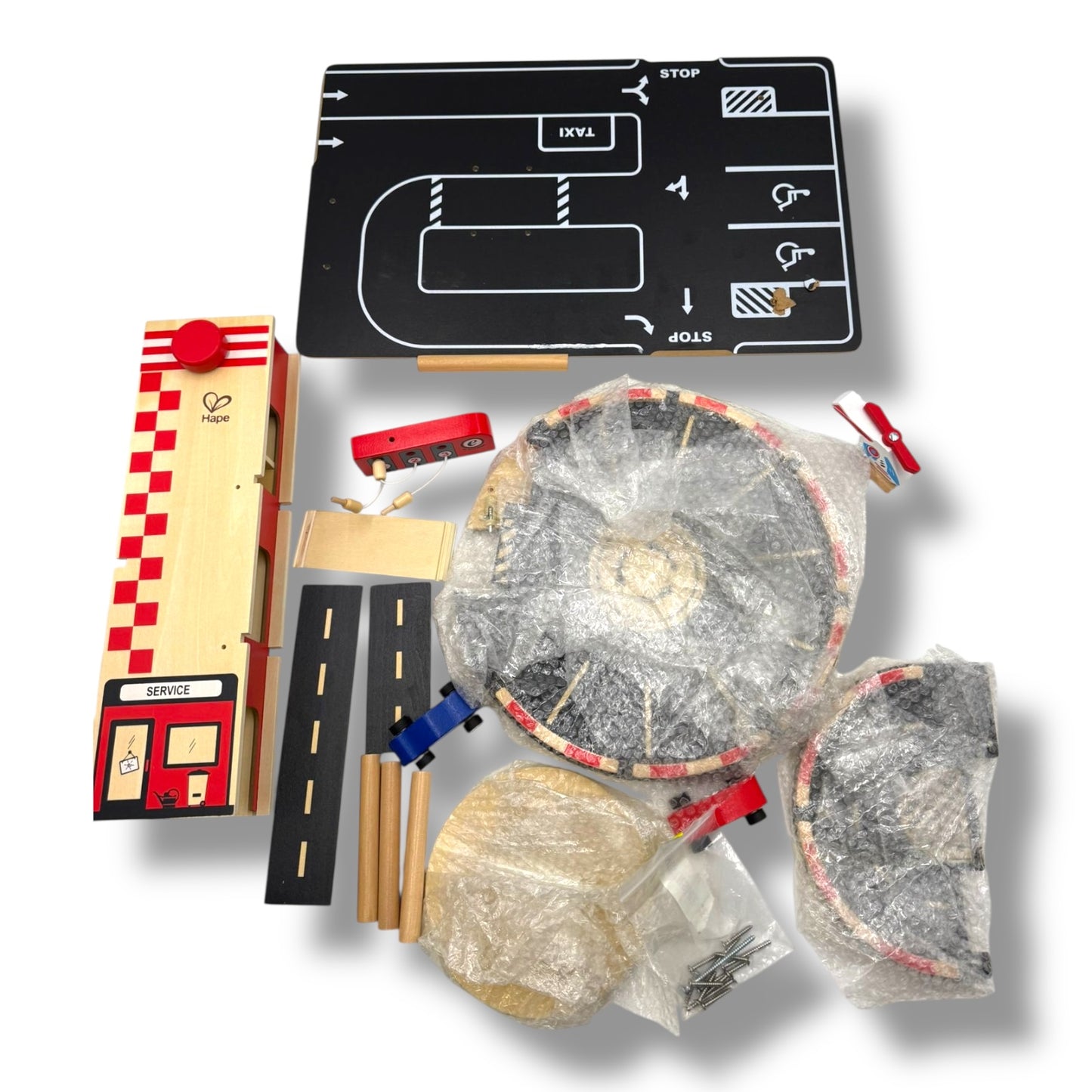 Hape Parkhaus Spielset aus Holz – Autogarage auf drei Ebenen