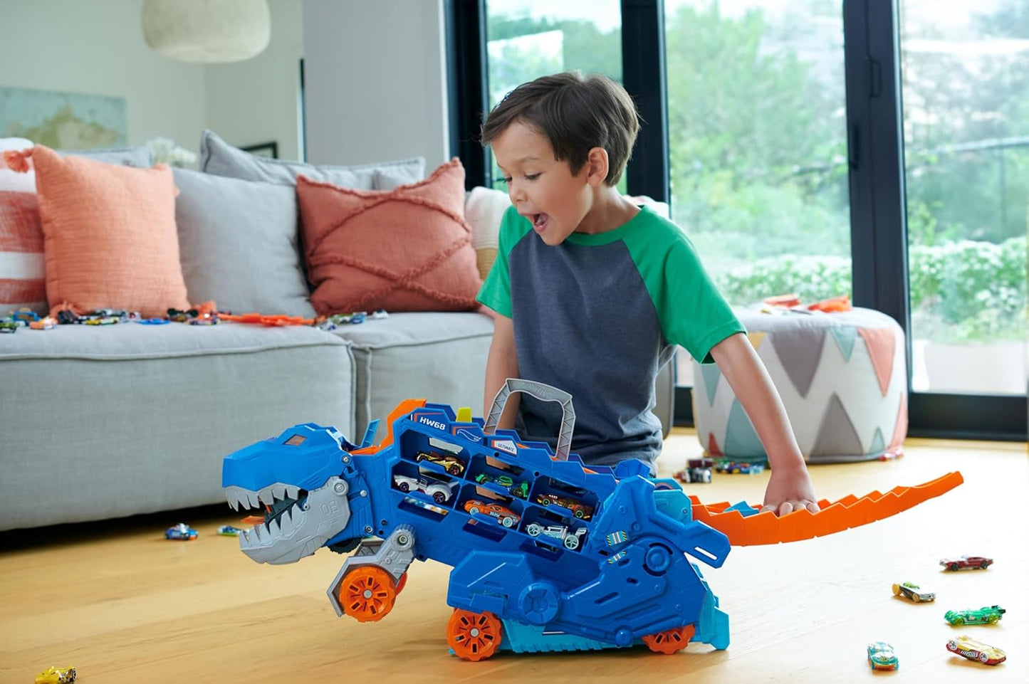 Hot Wheels Let's Race Netflix – 2 - in - 1 Transporter zu T - Rex