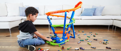 Hot Wheels HJT51 - Action Crash-Spirale Autorennbahn mit Crash-Zonen und Batterie-betriebenem Beschleuniger