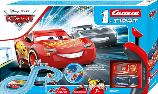 Carrera FIRST – Disney Pixar Cars Power Duell (20063038) | 2,4 m Rennstrecke | Mit Lightning McQueen &amp; Jackson Storm Slotcars