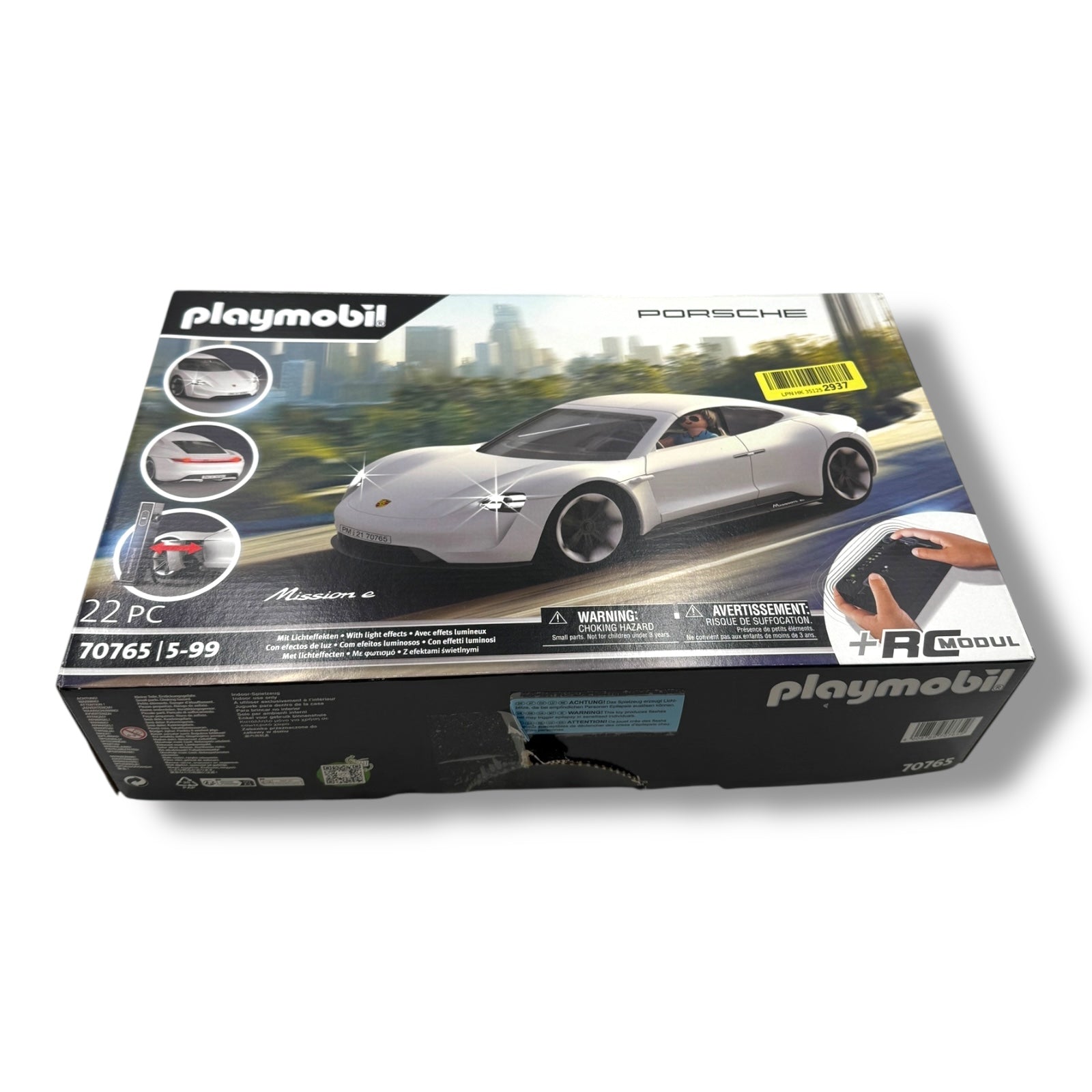 PLAYMOBIL Porsche 70765 | Porsche Mission E | Mit Fernbedienung und Lichteffekten | Ab 5 Jahren | Weiß