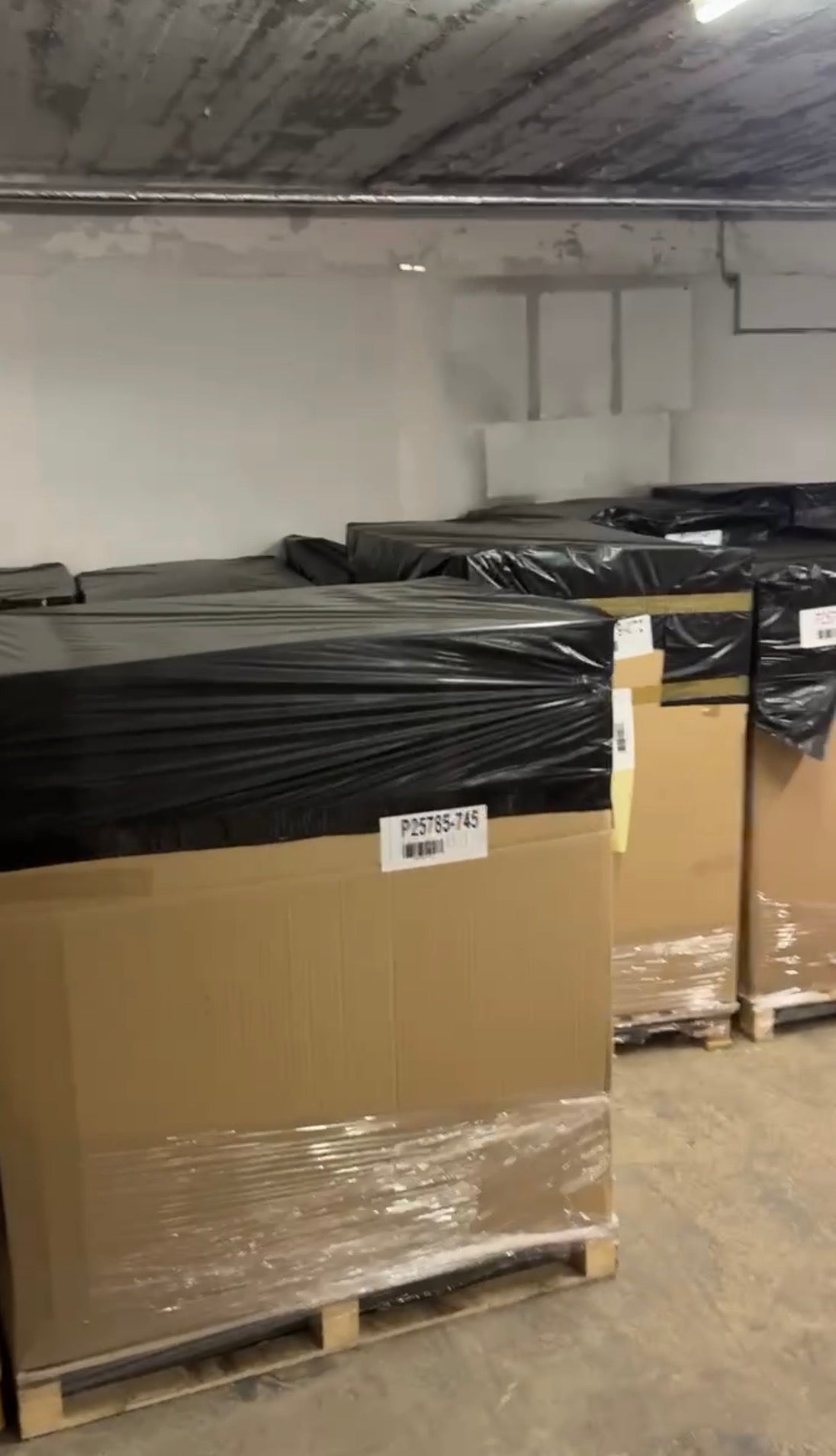 Amazon Retouren Palette / Restposten Spielzeug Paletten