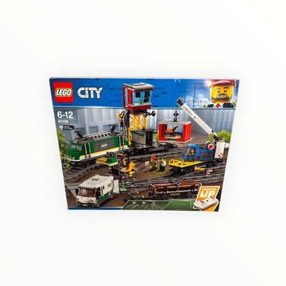 LEGO City Güterzug (60198) – Zug-Spielset mit Gabelstapler & 32 Gleisstücken