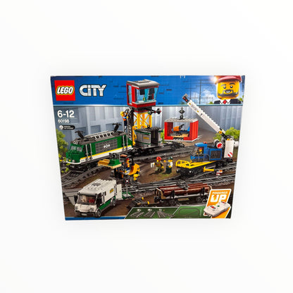 LEGO City Güterzug (60198) – Zug-Spielset mit Gabelstapler & 32 Gleisstücken