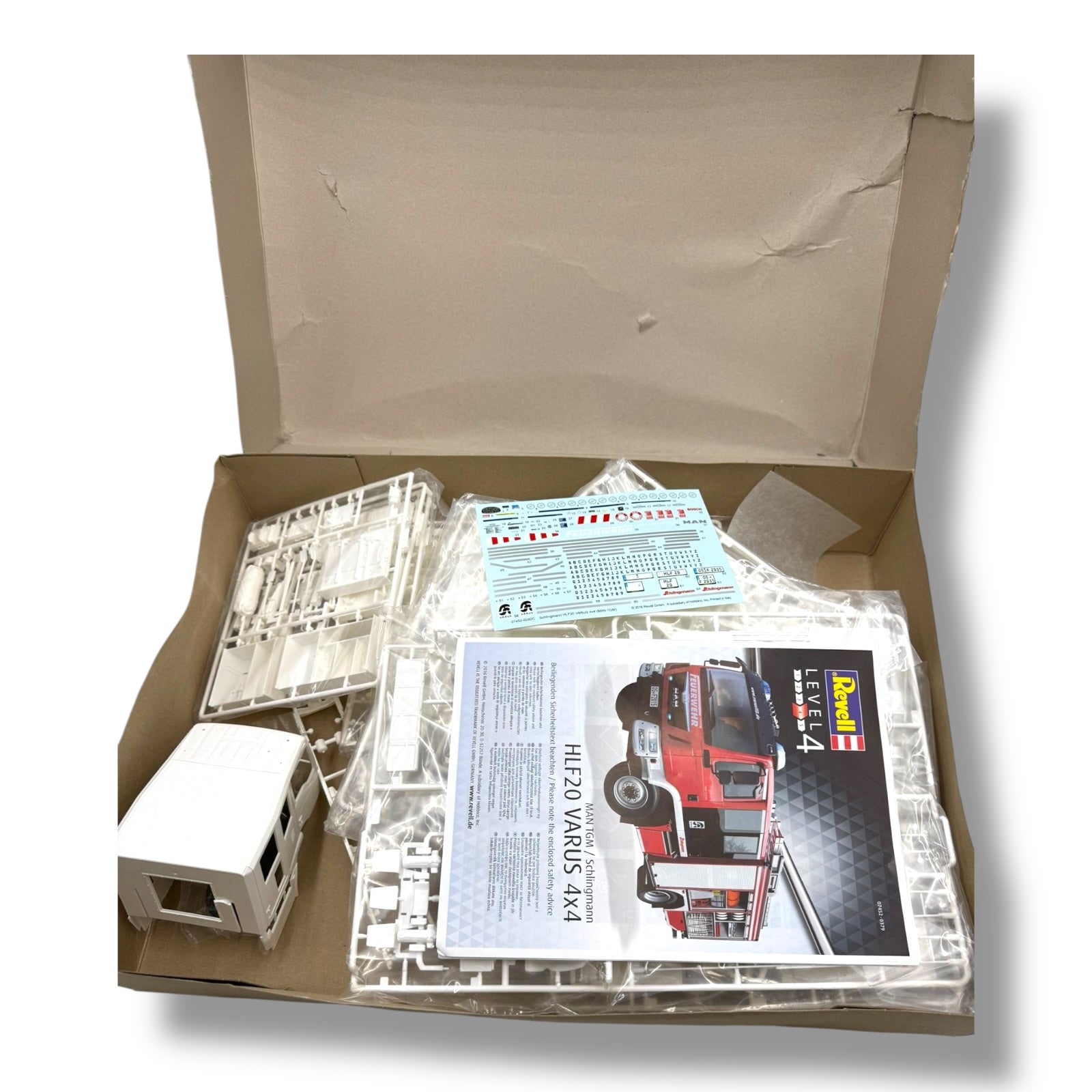 Revell Modellbausatz – Schlingmann HLF 20 VARUS 4x4 |