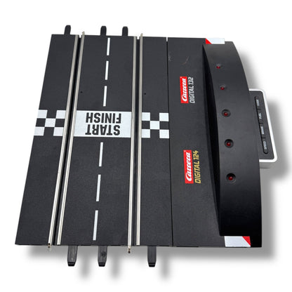 Carrera Digital 124/132 control unit for slot car racing track, essential replacement part for optimal performance.